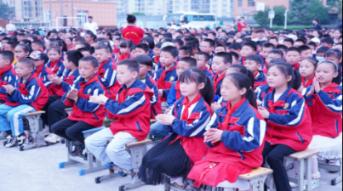 拥抱青春 健康成长---兴义市加强中小学生生理健康主题教育侧记